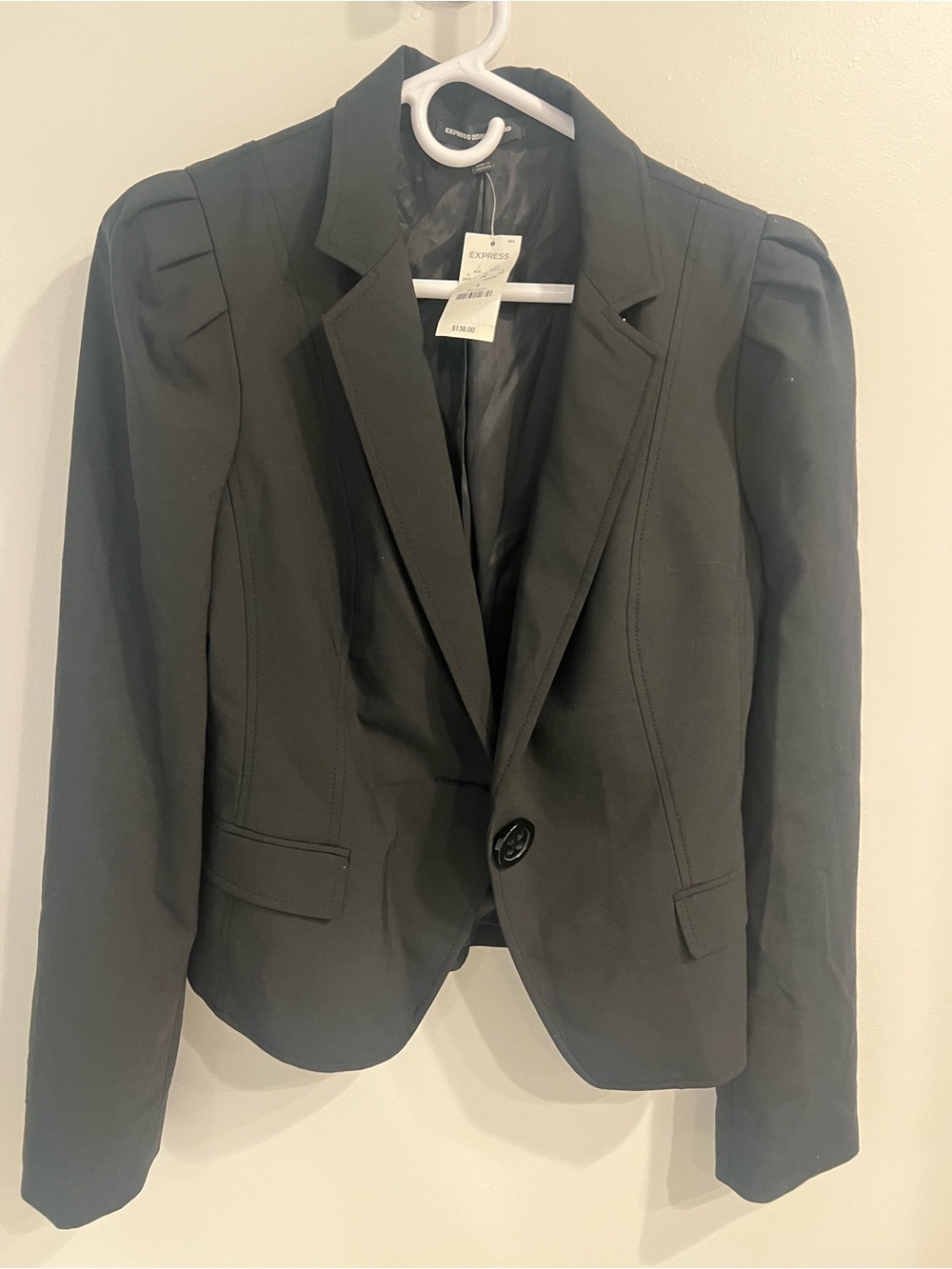 Express Women's Black Single-Button Tailored Blazer